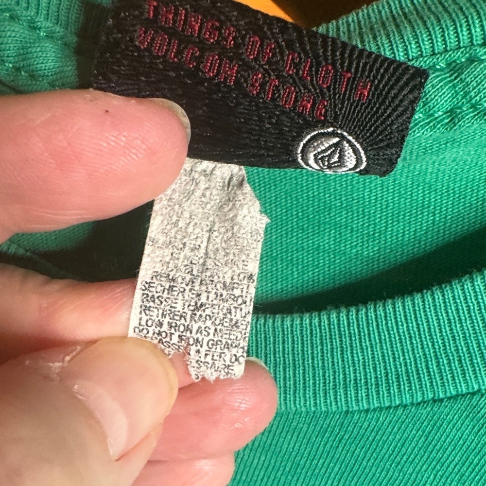 Vintage Y2K Volcom Kelly Green Graphic Tee The Volcom Stone Skate Shirt Small - Picture 6 of 10